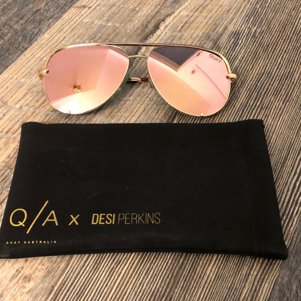 Quay X Desi High Key Gold